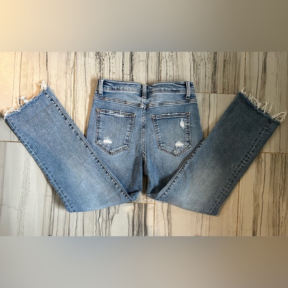 Buckle Willow & Root High Rise Cropped Stretch Jeans - Picture 7 of 16